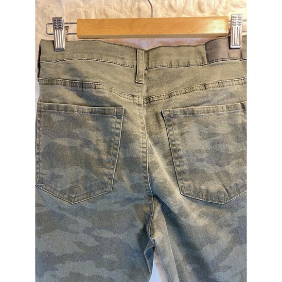 Aero Womens Jeggings Size 6 Green Camouflage jeans - Picture 8 of 9